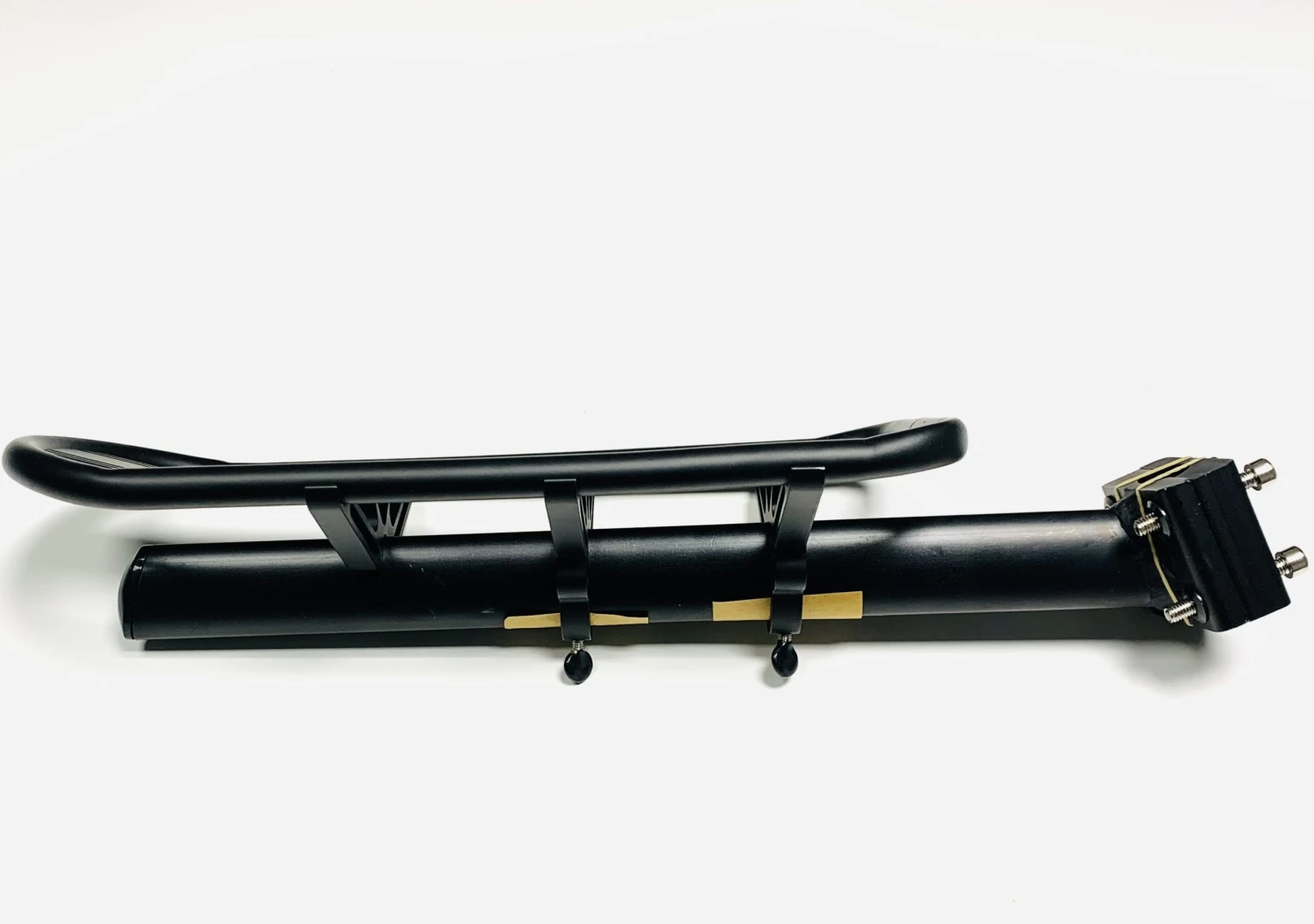 Bagasjebrett Bak For Setepinnen, Justerbart, Sort 24-29", Sort, Alu (B-vare) 1 Bagasjebrett Bak For Setepinnen, Justerbart, Sort 24-29", Sort, Alu (B-vare)