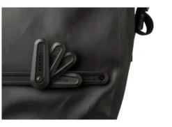 Agu Shelter Clean Vanntett Sideveske L Sort, 21l, 1100g, 32x43x15cm 6 Agu Shelter Clean Vanntett Sideveske L Sort, 21l, 1100g, 32x43x15cm -Gior Butikk 85bd0fe3e369d12406c98628de1fa79e