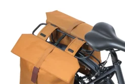 Basil City Sideveske Sett Brun, 32ltr, Universal Bridge